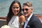 Hvězdná svatba: Schweinsteiger a Ivanovičová se vzali v Benátkách