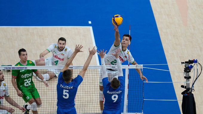 Semifinále Česko - Bulharsko na volejbalovém MS 2025