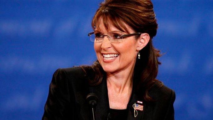 Sarah Palinová se tak za každou cenu snaží odvrátit pád republikánských preferencí...