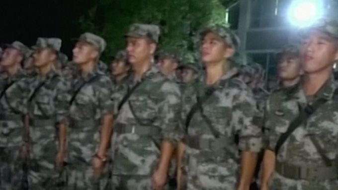 Čínská armáda vyslala do Hongkongu nové vojáky