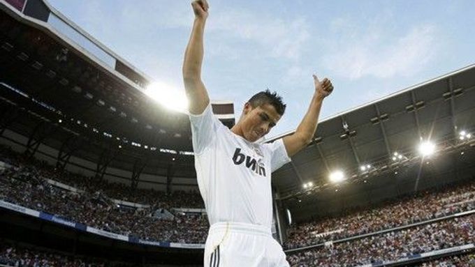 Příchod fotbalisty Cristiana Ronalda na stadion Realu Madrid