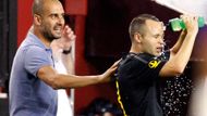 Guardiola a Iniesta.
