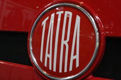 Tatra už má banku pro financování výroby, hledá další