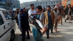 Pákistán - Péšávar - Tálibán - útok - škola
