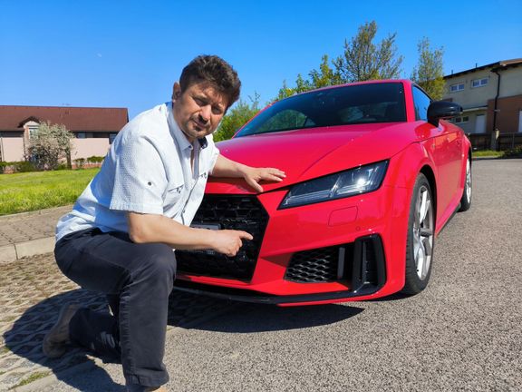 Designér Jiří Král: Poctivé řemeslo se zbytečnou ozdobou