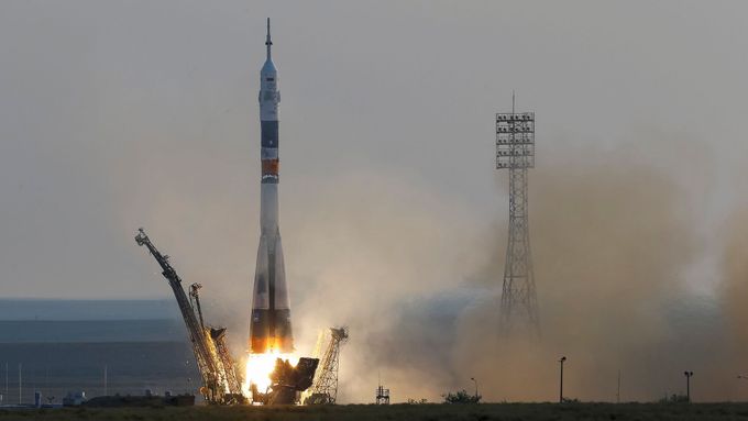 Raketa Sojuz odstartovala k Mezinárodní vesmírné stanici (ISS).