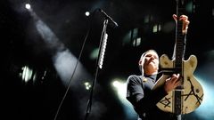 Soukromé maily zveřejněné na WikiLeaks odkryly komunikaci poradce Hillary Clintové o UFO