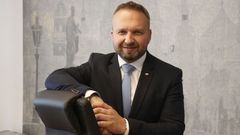 Ministr práce a sociálních věcí Marian Jurečka v rozhovoru pro Aktuálně.cz v říjnu roku 2025.