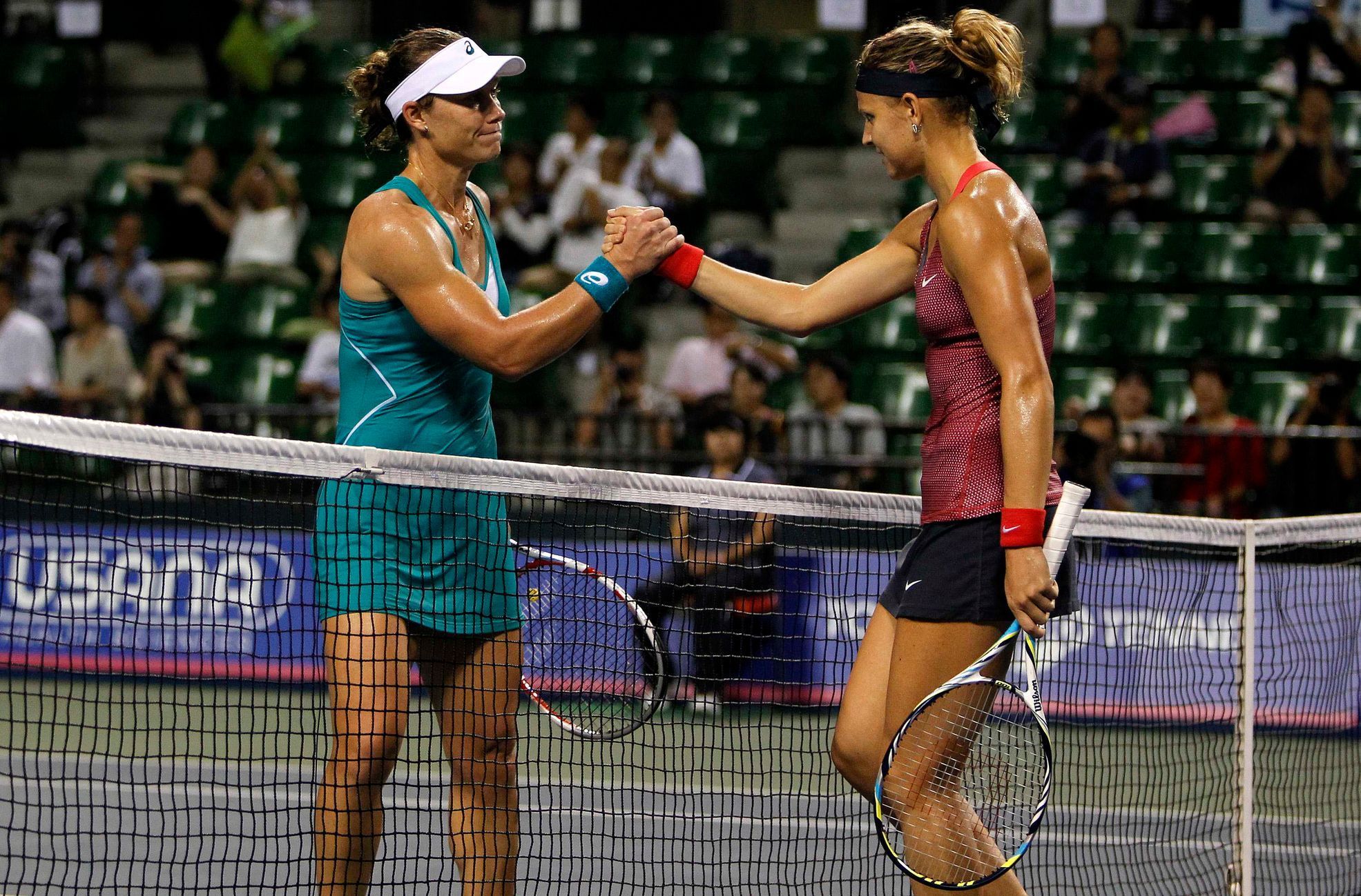 Samantha Stosurová a Lucie Šafářová na turnaji v Tokiu