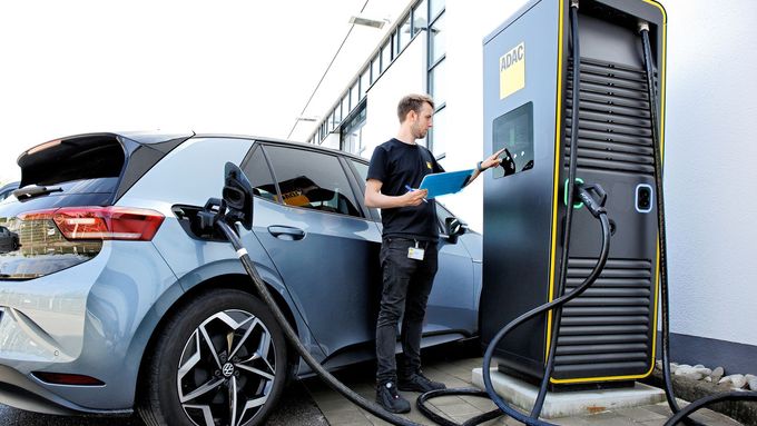 Elektromobil, ilustrační foto.