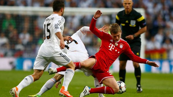 LM, Real-Bayern: Daniel Carvajal (15) a Luka Modrič - Toni Kroos