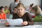 Studie OECD znovu varuje: Česko má málo vysokoškoláků