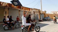 Sýrie - města Tabka na severovýchodě Sýrie - Islámský stát (IS)
