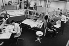 Řada Action Office od firmy Herman Miller přinesla první revoluci v kancelářském designu a zrod nového odvětví v 60. letech.
