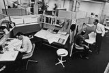 Řada Action Office od firmy Herman Miller přinesla první revoluci v kancelářském designu a zrod nového odvětví v 60. letech.
