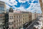 Foto: Historické centrum Prahy se mění v luxusní kanceláře. Firmám přidávají na prestiži