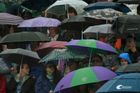 Páteční program Wimbledonu odkládá drobný déšť