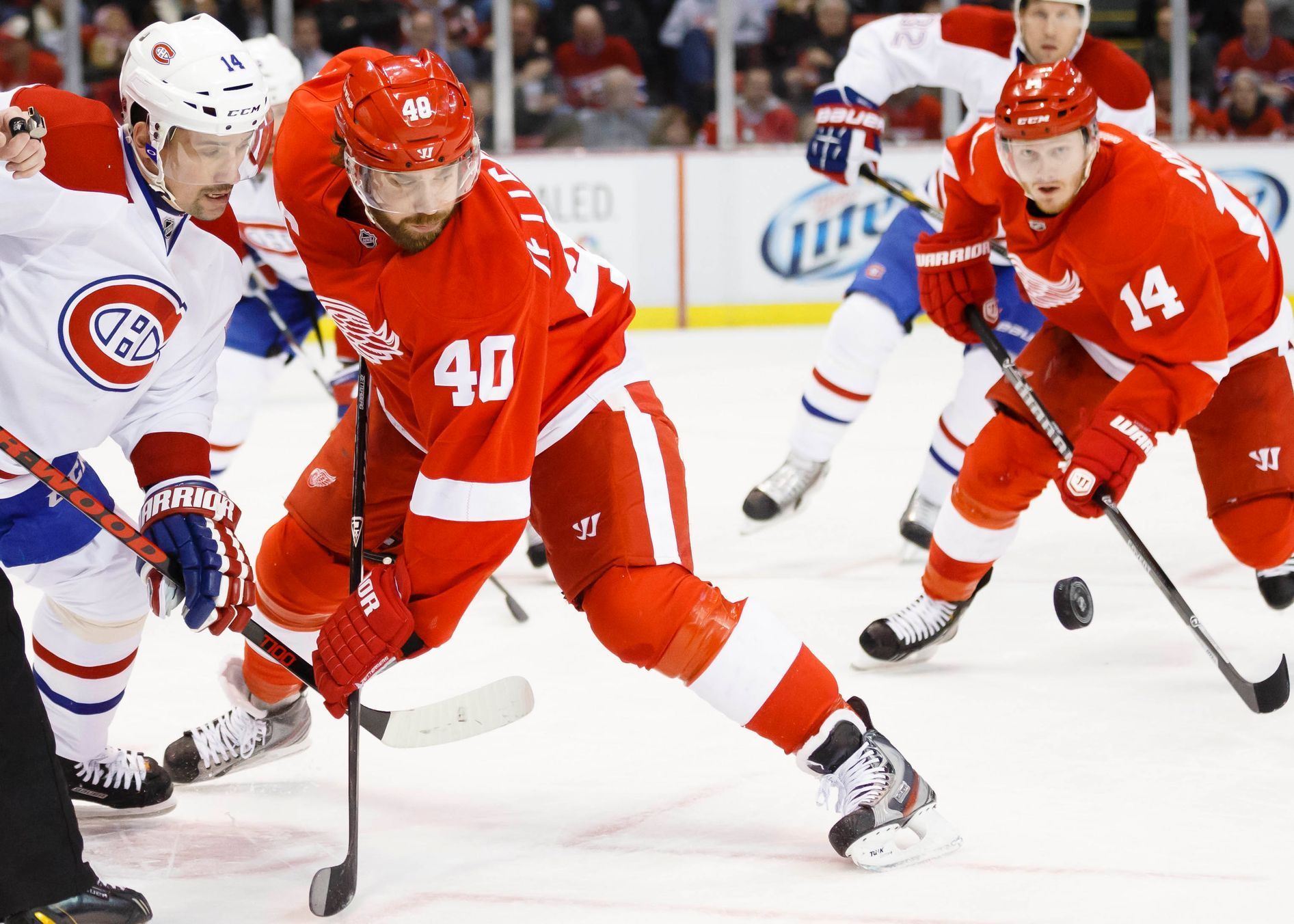 NHL: Montreal Canadiens at Detroit Red Wings (Zetterberg a Plekanec)