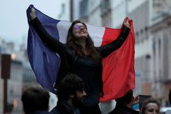 Macron? Voliči v Evropě - snad - dospívají a opouštějí bezstarostný protest