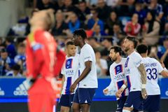 Fotbalisté PSG díky remíze ve Štrasburku obhájili francouzský titul
