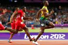Proč běhají Bolt i další proti směru hodinových ručiček?