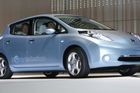 Éra elektroautomobilů začala. Nissan ukázal svůj model
