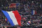 Na konci duelu se radovali fanoušci Olympique, protože Lyon porazil pražský klub 3:0 a navázal tak na předchozí vítězství 4:3 na Letné.