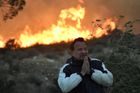 Foto: Tohle jsme nečekali, volají vyděšení lidé v Kalifornii. Ničivé požáry už řádí blízko San Diega