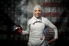 Šermířka v hidžábu je celebritou amerických olympioniků. Víra je u mě na prvním místě, říká