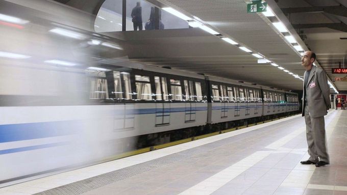 Alžírské metro.
