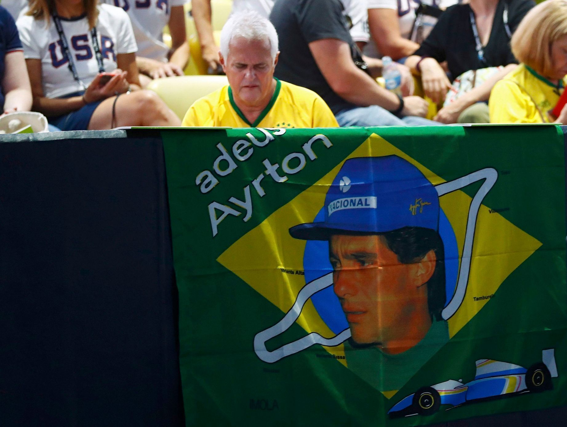 OH 2016, slavnostní zahájení: vlajka Ayrton Senna