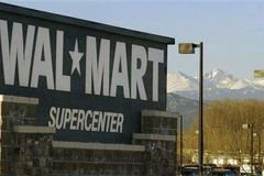 Největší firmou světa zůstává řetězec Wal-Mart