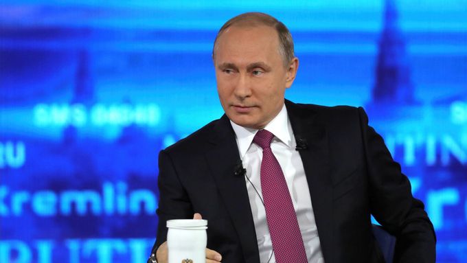 Ruský prezident Vladimir Putin během každoroční debaty.