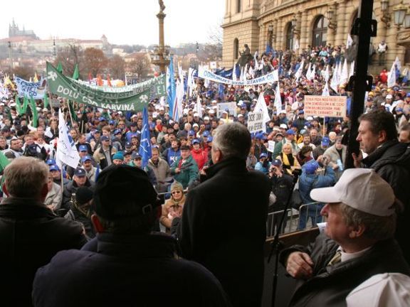 Protesty v souvislostech