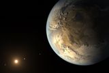 Kepler-186f, první Keplerem potvrzená planeta velikosti Země, jež obíhá hvězdu v obyvatelné zóně a na jejímž povrchu by se mohla usazovat voda. První důležitý krok k tomu, aby lidstvo našlo svět podobný tomu na Zemi.