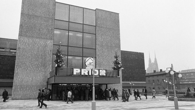 Obchodní dům Prior v Brně, 1983
