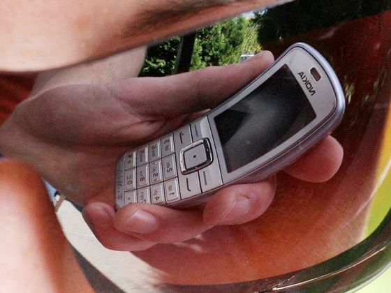 Čtěte také Mobilní telefon. Ilustrační foto.