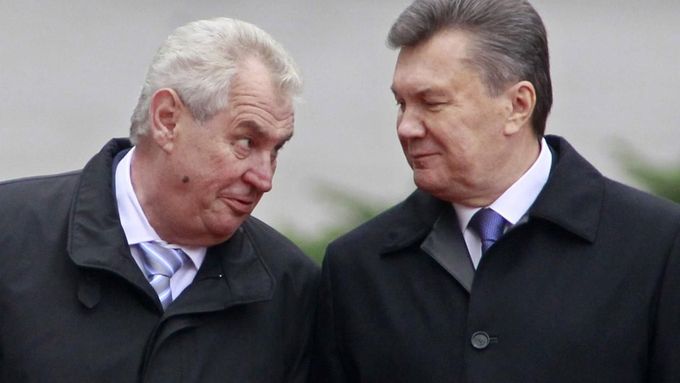 Miloš Zeman na návštěvě Ukrajiny s Viktorem Janukovyčem.