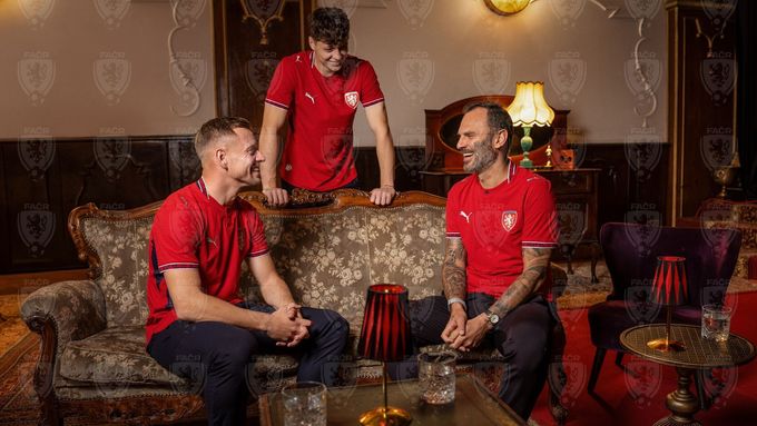 Dresy české fotbalové reprezentace pro play off o mistrovství světa