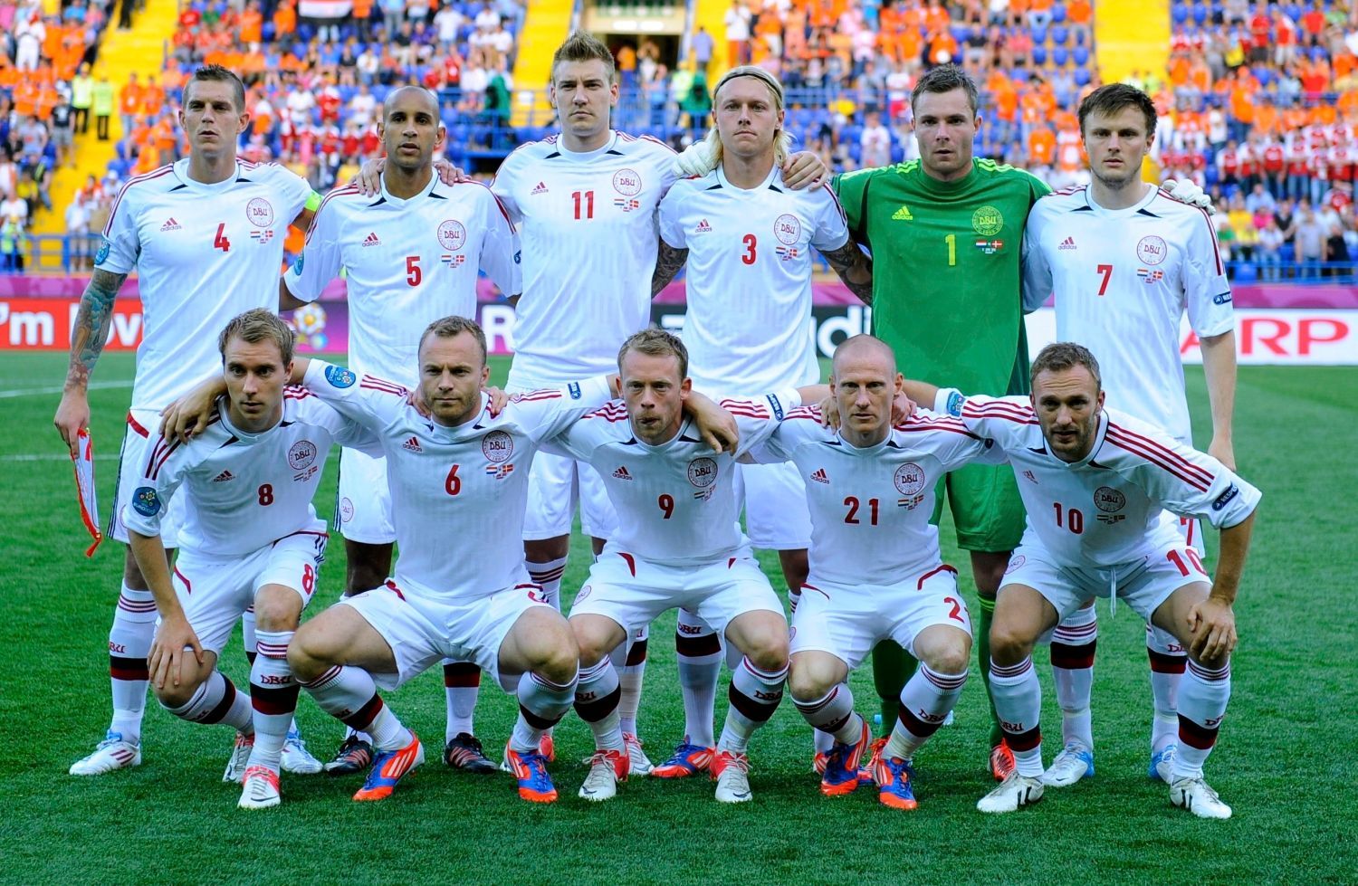 Fotbalisté Dánska v utkání Nizozemska s Dánskem v základní skupině B na Euru 2012