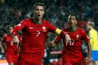 Ronaldo zařídil v baráži výhru nad Švédy, Francouzi vyhořeli