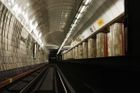 MHD v Praze se mění, víkendové noční metro zřejmě končí