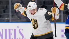 Tomáš Nosek v dresu Vegas NHL hokej