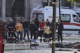 Turecká agentura potvrdila, že mezi zraněnými jsou i turisté.
