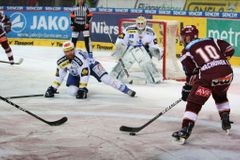 Hokej ŽIVĚ: Mečboly získaly v play off Plzeň a Brno