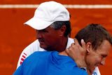 Čeští tenisté se mohli radovat a zhluboka si oddechnout po veledůležité výhře ve čtyřhře během semifinále Davis Cupu s Argentinou.