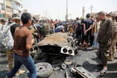 Islámský stát udeřil v Bagdádu. Nálože v autě zabily nejméně 94 lidí, desítky dalších jsou zraněny