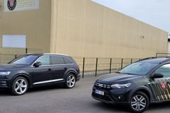 První auto s ruskou registrací propadlo státu. Litevci zabavili na hranicích Audi Q7