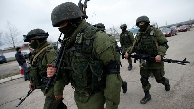 Ruští vojáci na Krymu.