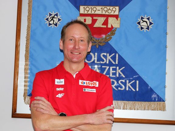 Lukáš Bauer jako trenér polských běžkařů.